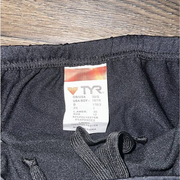 TYR Swim Briefs - Picture 3 of 4